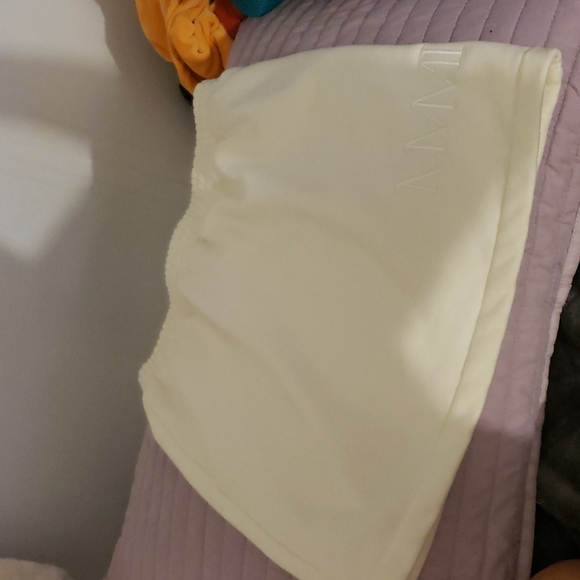 MY MUM MADE IT SOFTES SKIRT - Picture 2 of 4